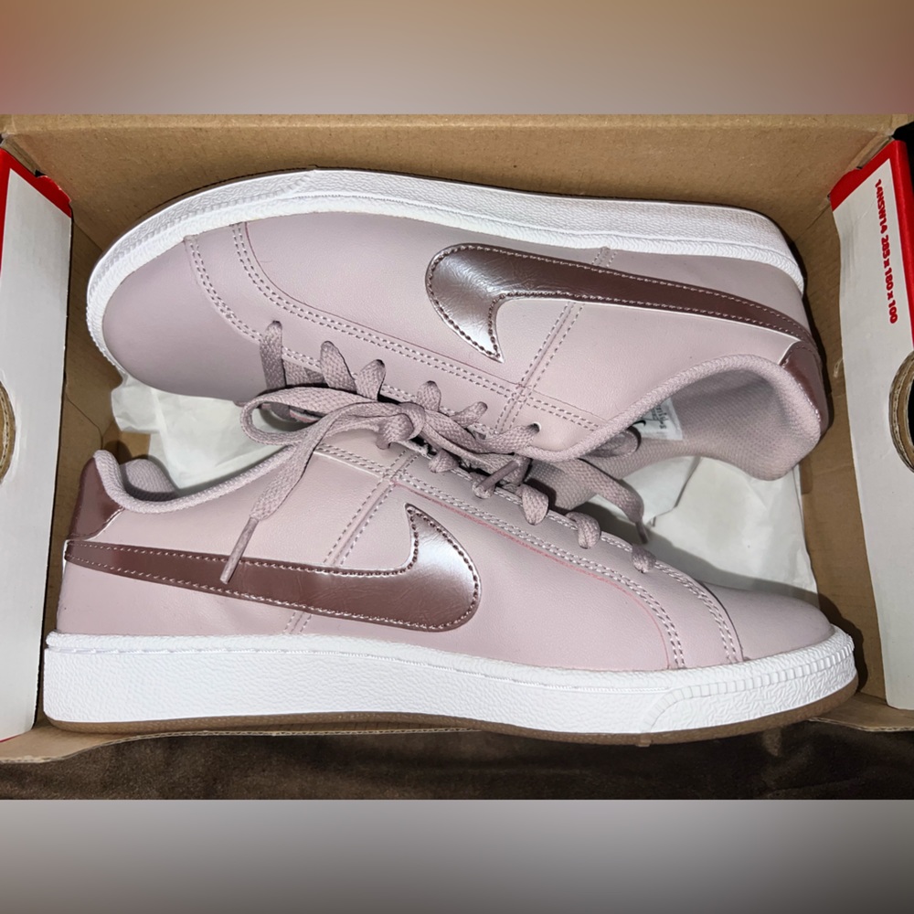 NEW Nike Court Royale Rose Women’s 8